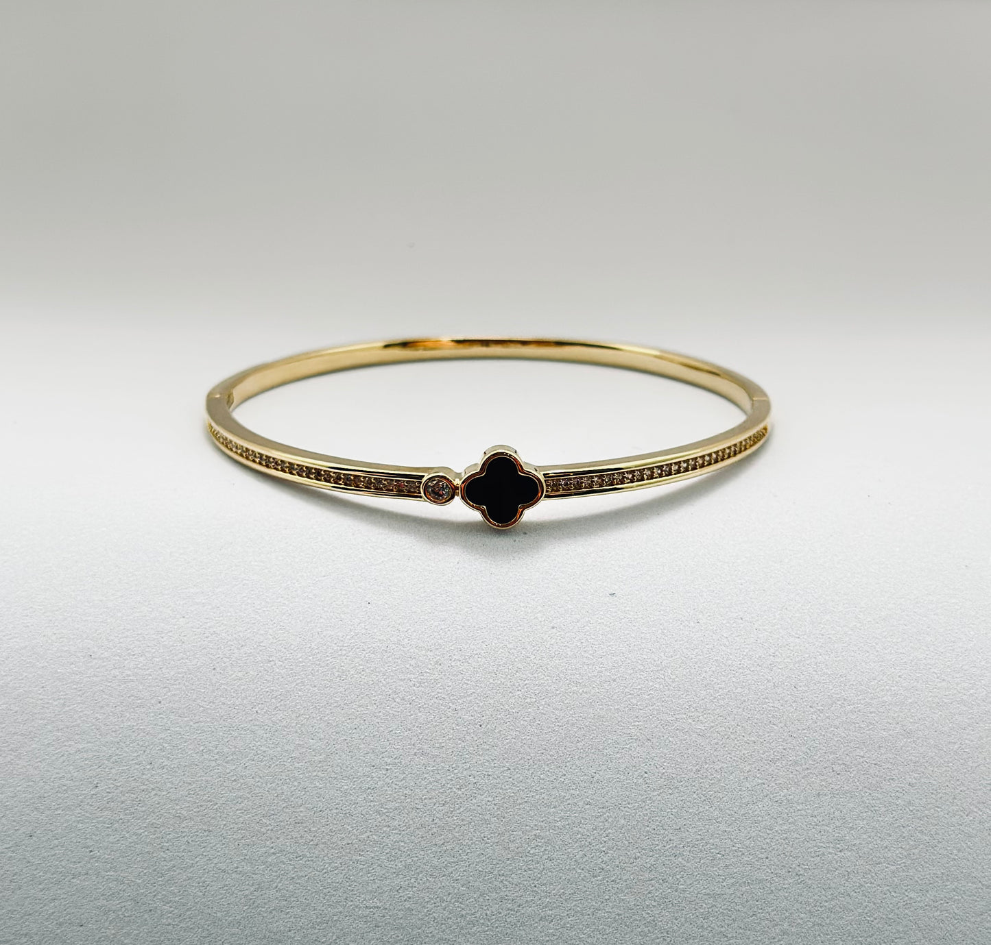 VC style bangle bracelet