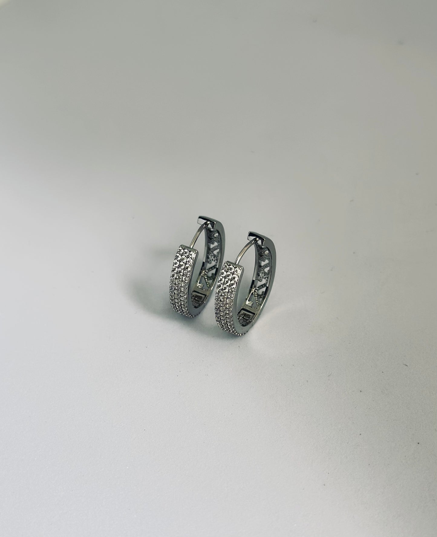 Crystal Ovale Huggie Zircon Earrings